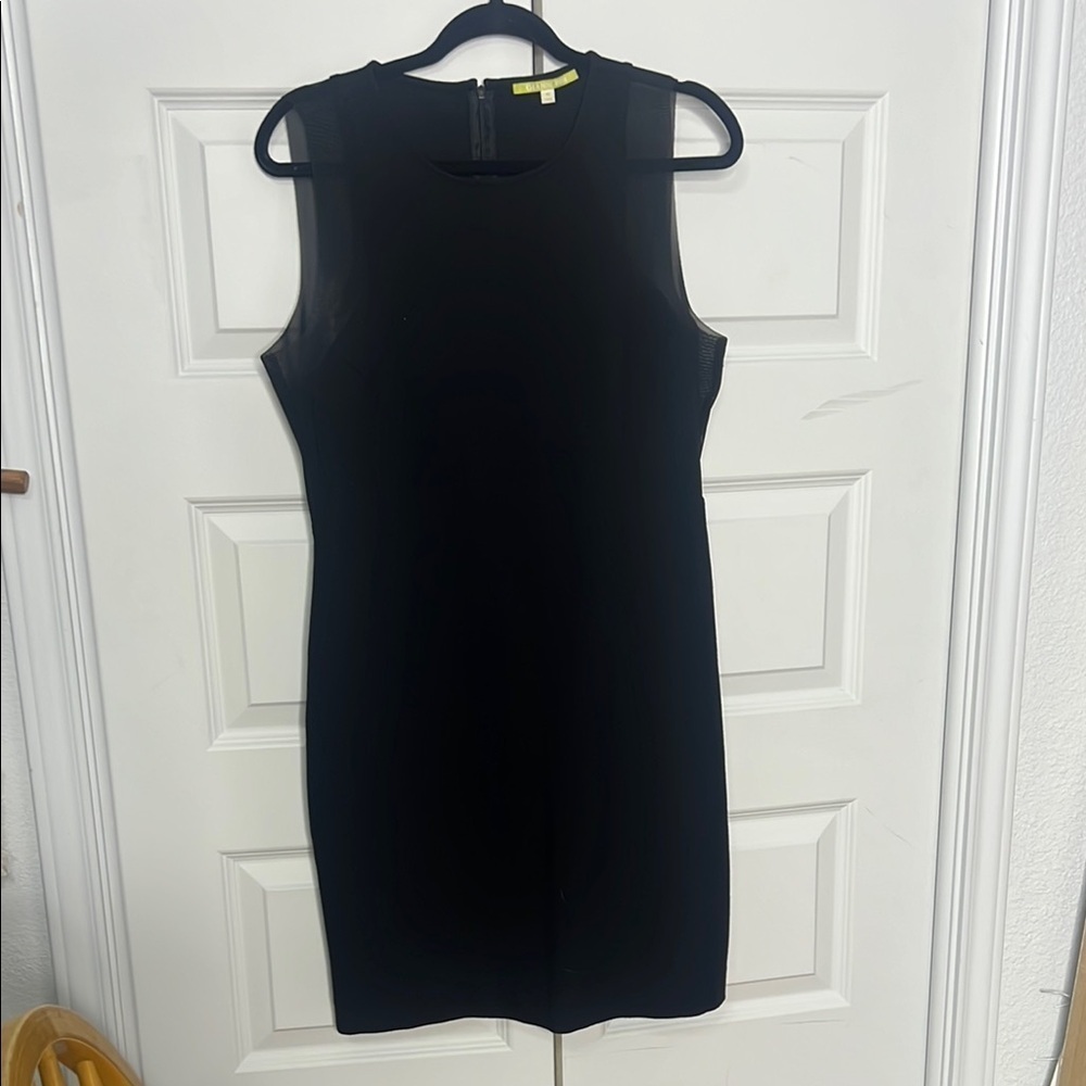 Gianni Bini Elegant Black Sleeveless Dress with cutout detail